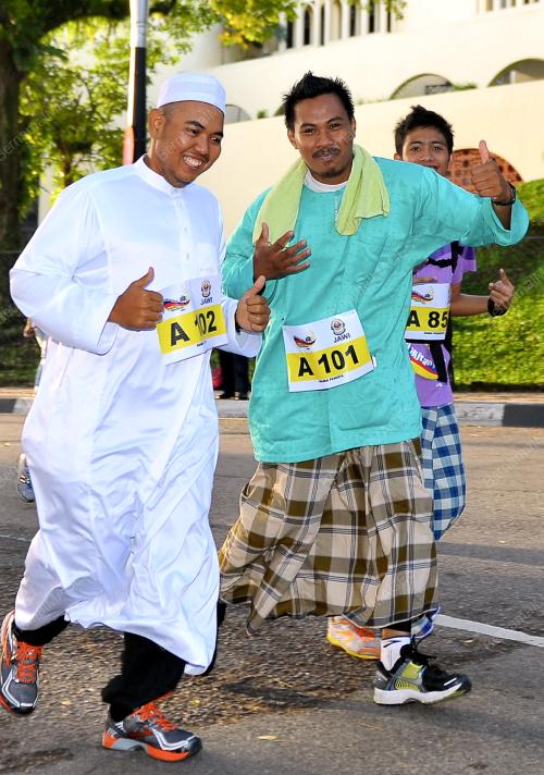 KL05_25112012_LARIAN