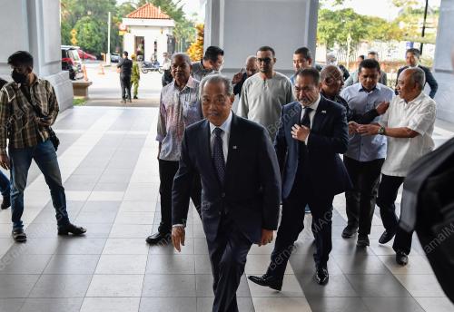 TAN SRI MUHYIDDIN MOHD YASSIN