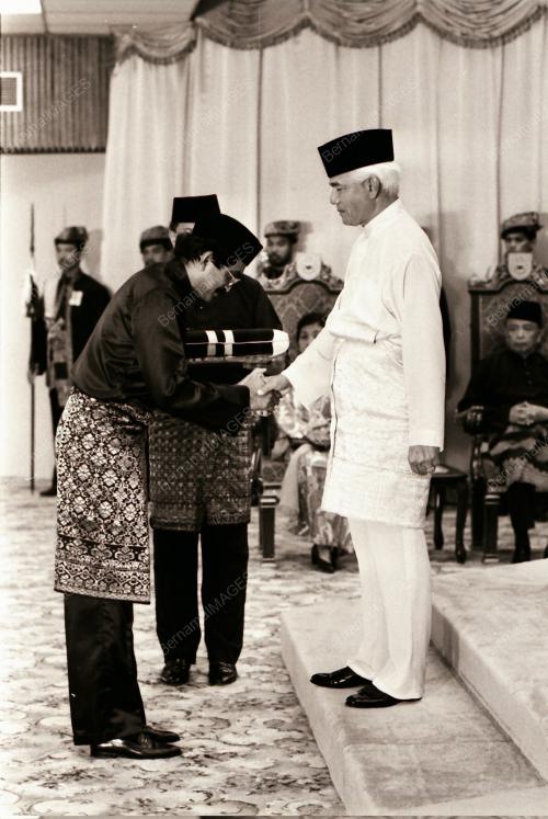 YANG DI-PERTUAN AGONG