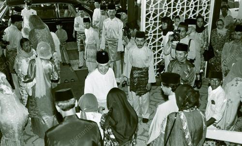 SEMBAHYANG HARI RAYA DI MASJID NEGARA