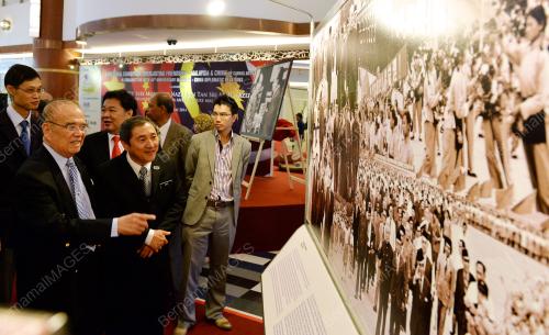 KL05_27052014_EXIBITION