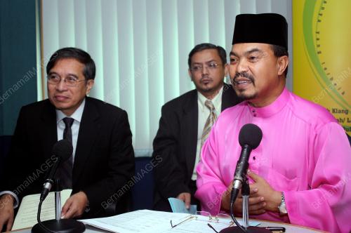 JAMIL KHIR BAHAROM