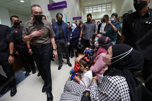 DATUK SERI HISHAMMUDDIN TUN HUSSEIN