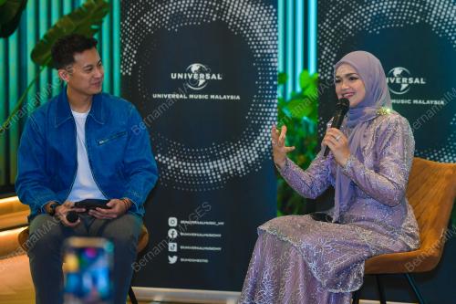 DATUK SERI SITI NURHALIZA