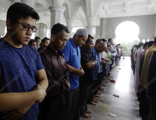 SOLAT JUMAAT TERAKHIR BAGI TAHUN 2019