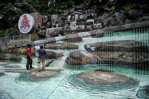 MURAL