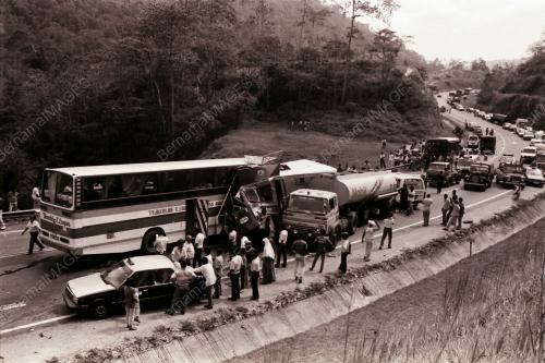 KEMALANGAN DI KILOMETER 25 LEBUHRAYA KUALA LUMPUR