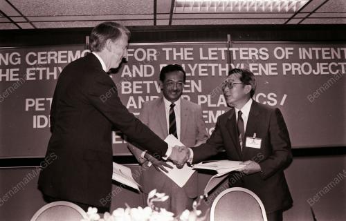AGREEMENT BETWEEN PETRONAS, BP, AND IDEMITSU