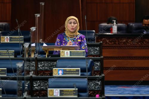 DATUK SERI NANCY SHUKRI