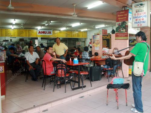 PEMUZIK JALANAN