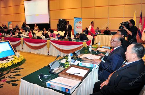 KL05_29092012_AMRI_KE11
