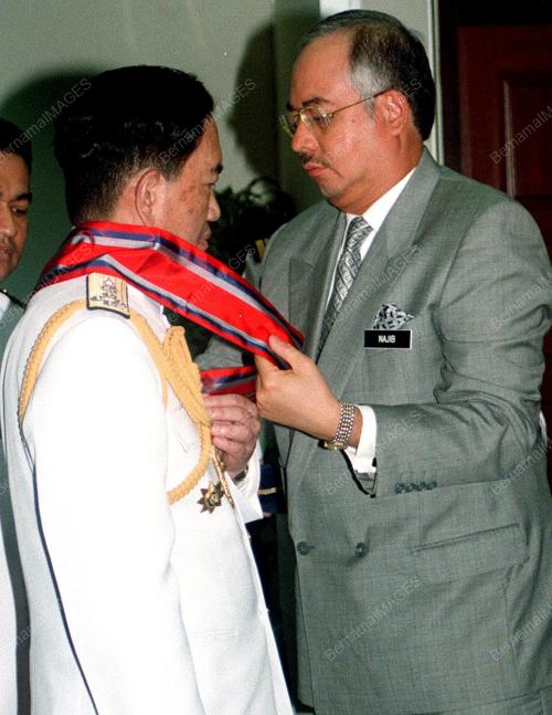 KL05_29_05_2000_ADMIRAL-PINGAT_07012016
