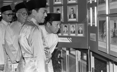 KL05_30031985_PARLIMEN