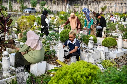 TINJAUAN ZIARAH KUBUR SEMPENA AIDILFITRI