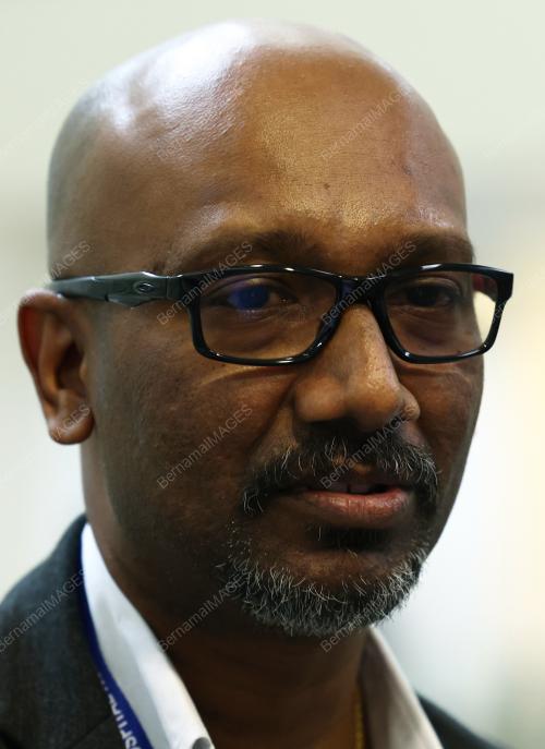 DR KUNALAN
