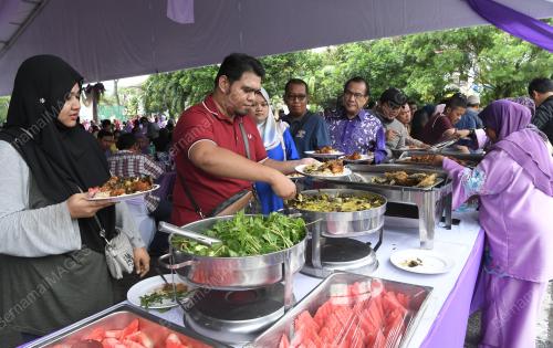 KL06-090918-RAKYAT-BN201809067618_09092018