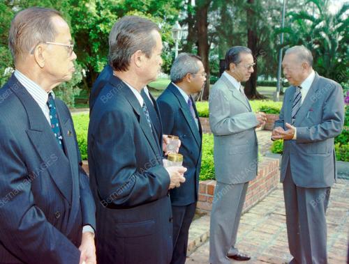KL06-15_01_2001_AGONG_18012016