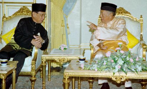 KL06-21_02_2001_WATIKAH_19012016