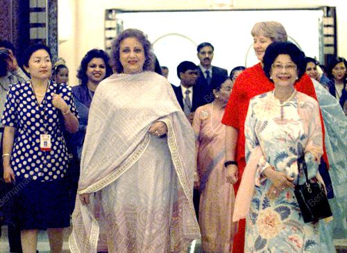 KL06-25_09_2000SITI_HASMAH_13012016