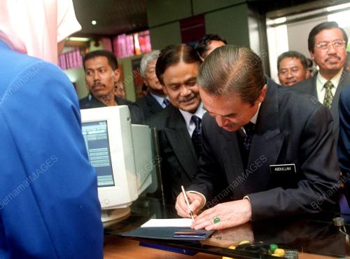 KL06-29_08_2000_TPM-AKAUN_12012016