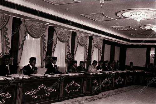YANG DI-PERTUAN AGONG