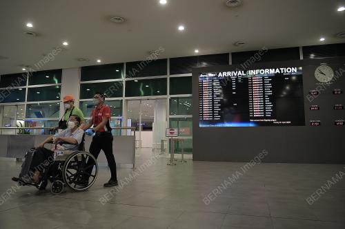 TINJAUAN PEMBUKAAN SEMULA SEMPADAN NEGARA (KLIA2)