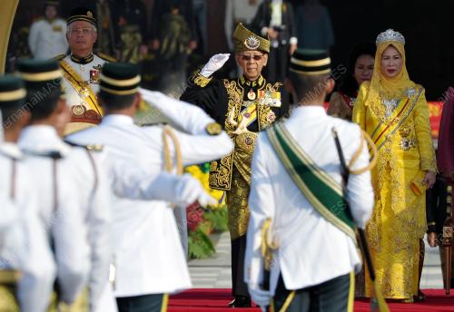 KL06_01062013_AGONG
