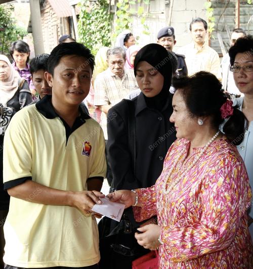 ROSMAH MANSOR
