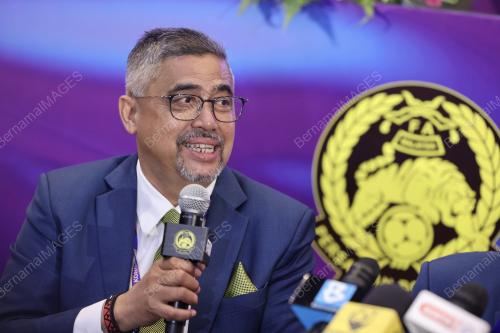 NOOR AZMAN RAHMAN