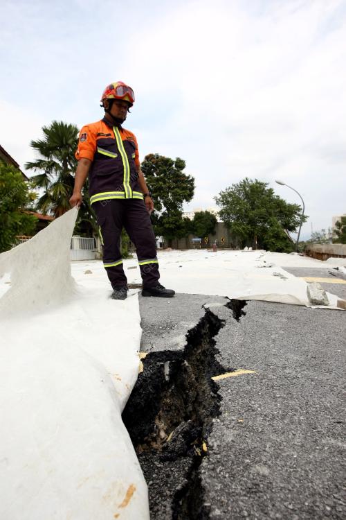KL06_02012015_TANAH_MENDAP
