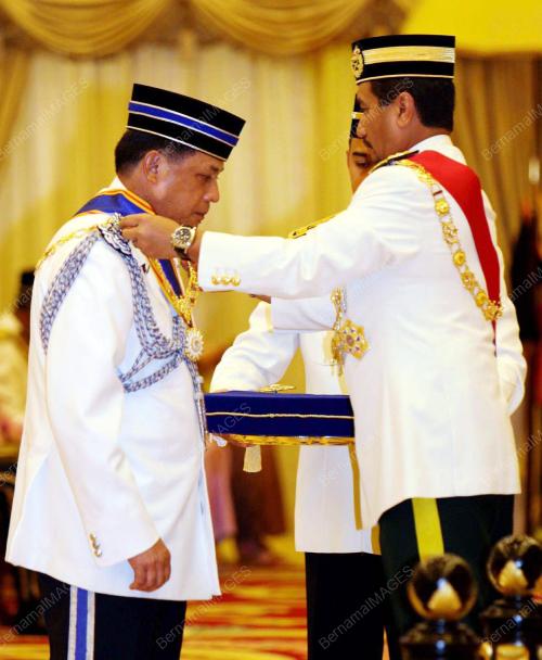 TUANKU MIZAN ZAINAL ABIDIN