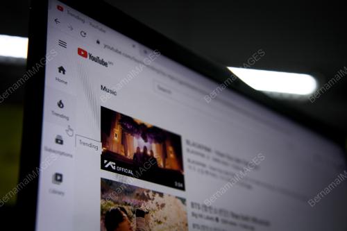 PLATFORM YOUTUBE
