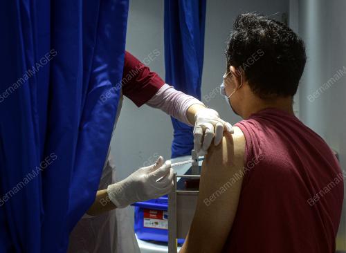 PROGRAM VAKSINASI BERGERAK MYMEDIC@ WILAYAH