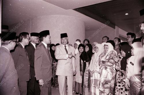 SULTAN AZLAN MUHIBBUDDIN SHAH