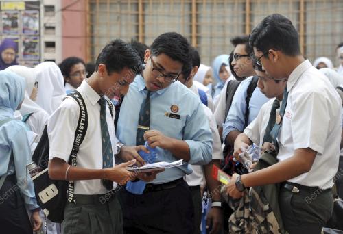 KL06_02112015_PELAJAR_SPM