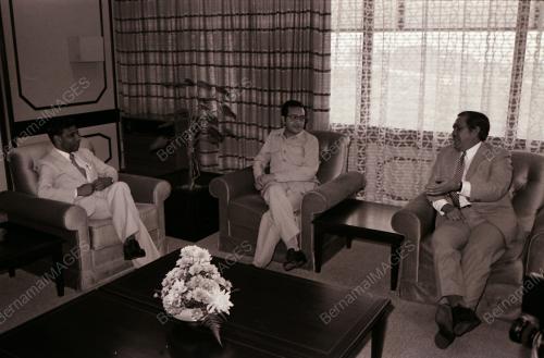 DATUK SERI DR. MAHATHIR BIN MOHAMAD