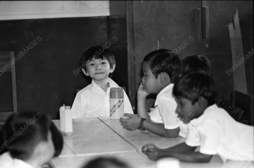 SEKOLAH