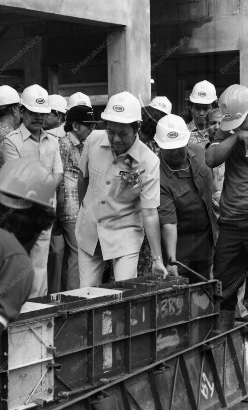 KL06_03032015_MAHATHIR