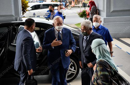 DATUK SERI NAJIB TUN RAZAK