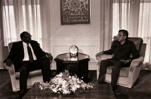 TUN DAIM ZAINUDDIN
