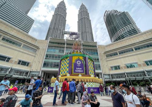 WARGA ASING CUTI SEMPENA HARI RAYA AIDILFITIRI