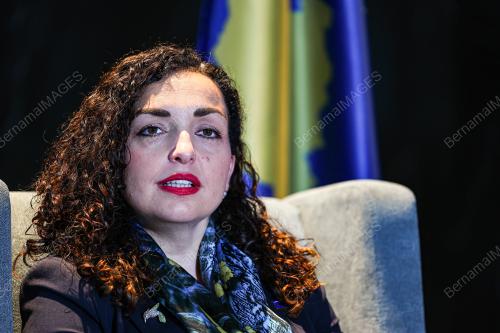 DR VJOSA OSMANI SADRIU