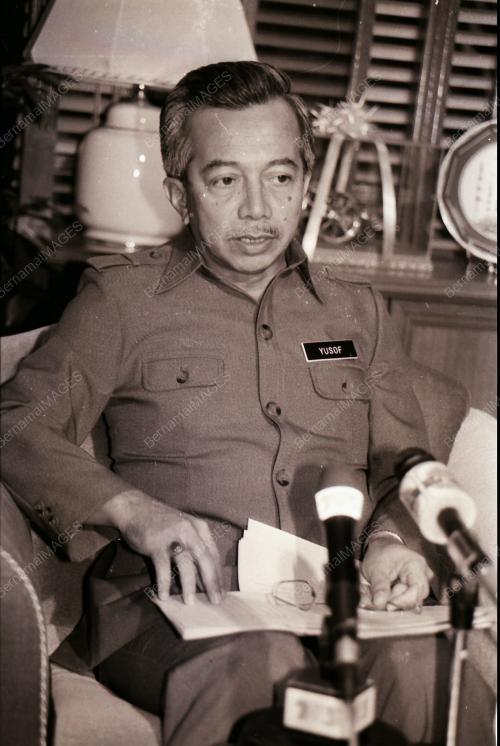 DATUK DR YUSUF NOOR
