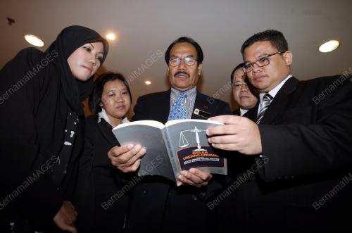 TERMUZI ABDUL AZIZ