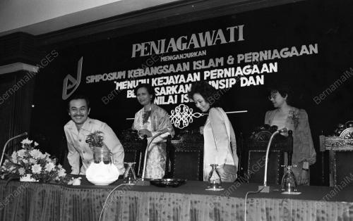 KL06_03092015_SIMPOSIUM_KEBANGSAAN