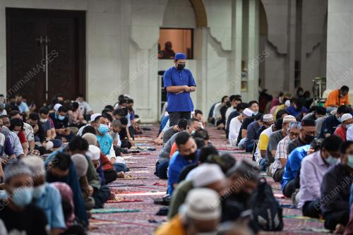 TINJAUAN SOLAT JUMAAT SEKITAR IBU KOTA
