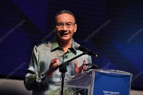 DATUK SERI HISHAMMUDDIN TUN HUSSEIN