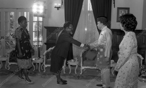 KL06_04022015_MENGHADAP_AGONG