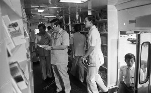 KL06_04022015_PERPUSTAKAAN_BERGERAK