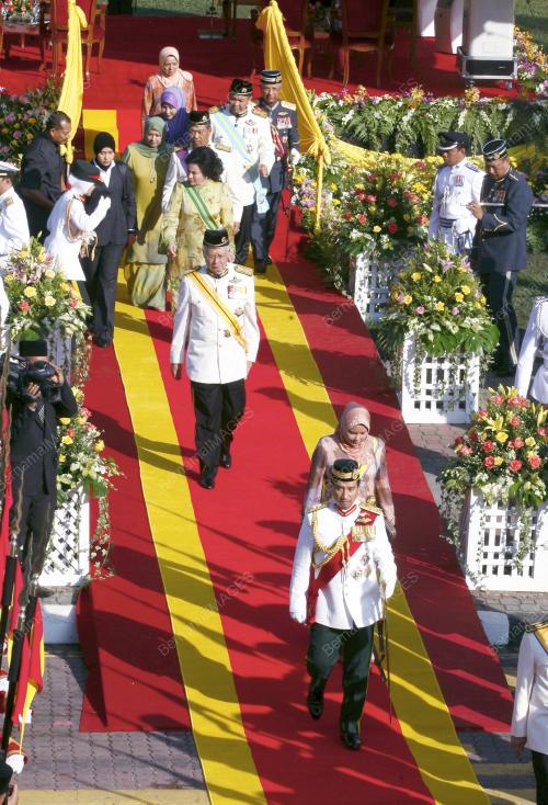 HARI KEPUTERAAN AGONG